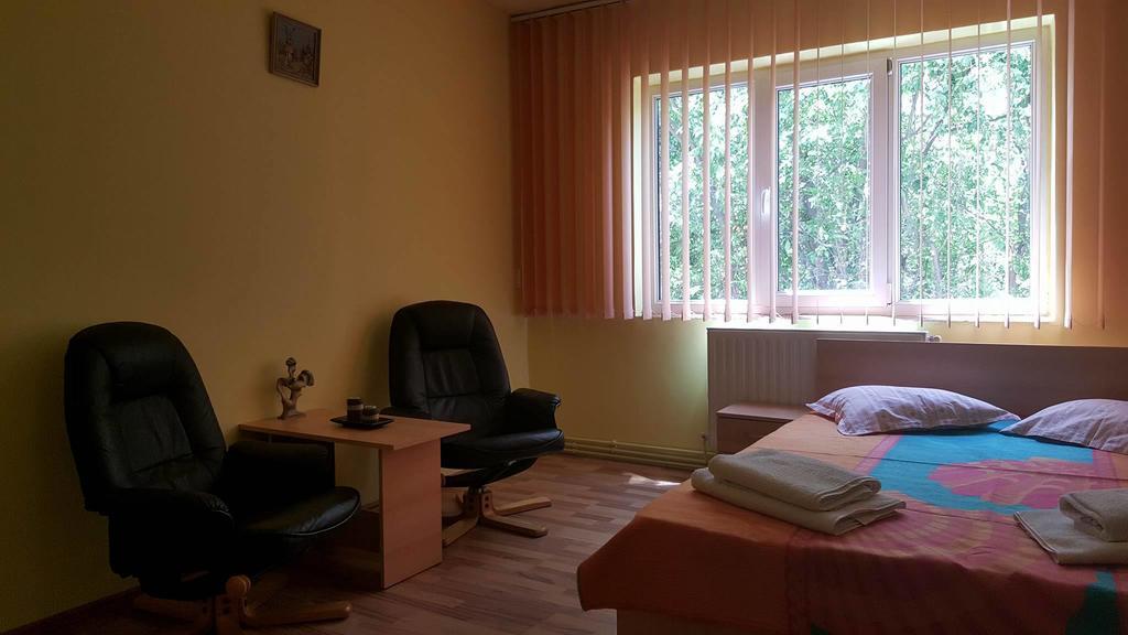 Apartament Maya Orszowa Zewnętrze zdjęcie