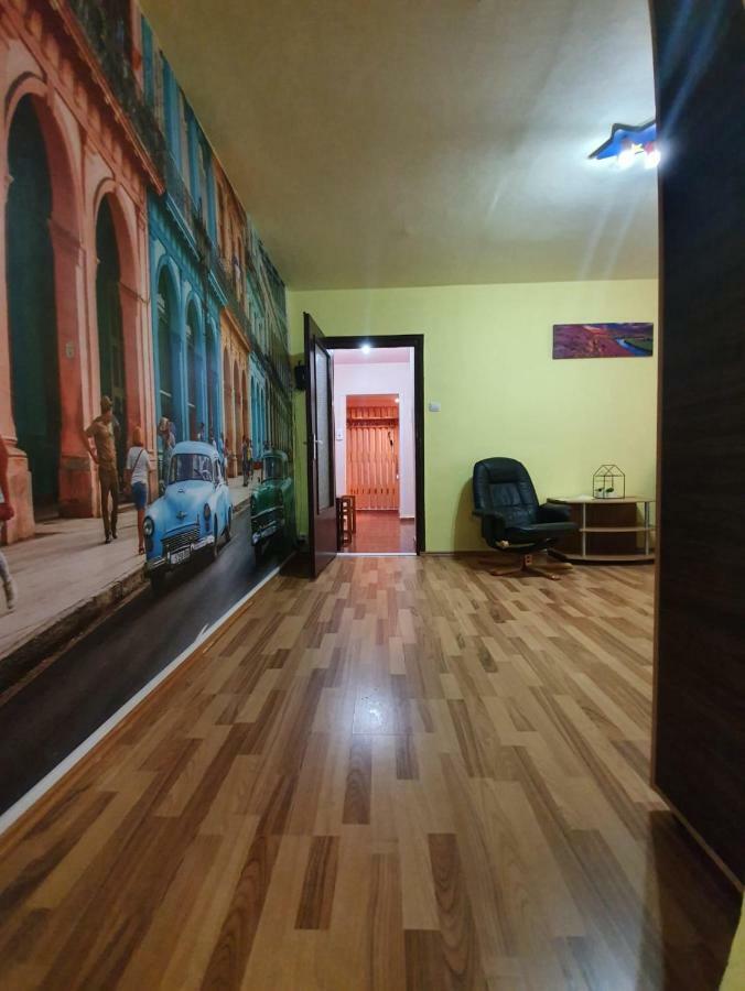 Apartament Maya Orszowa Zewnętrze zdjęcie