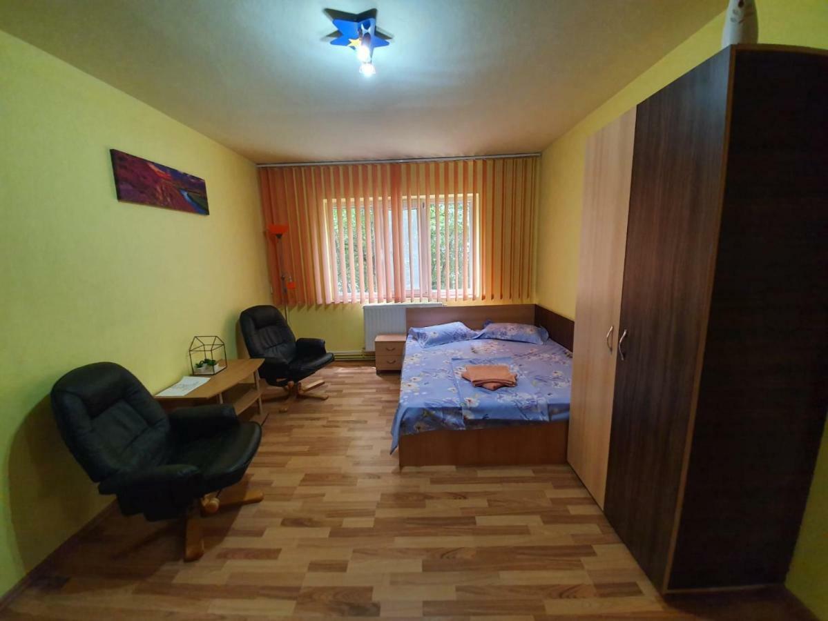 Apartament Maya Orszowa Zewnętrze zdjęcie