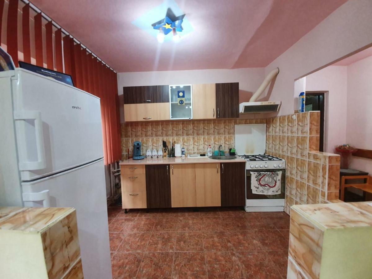 Apartament Maya Orszowa Zewnętrze zdjęcie