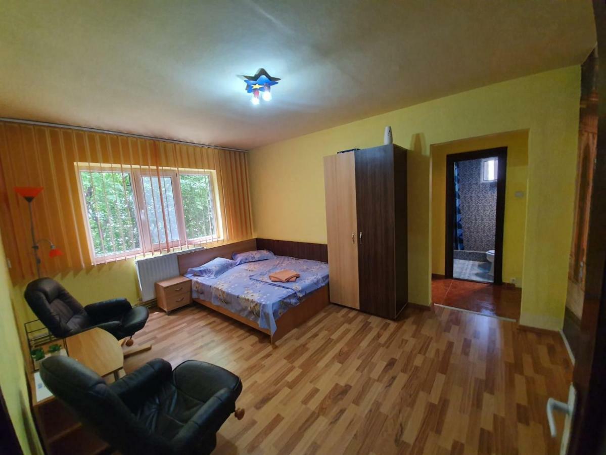 Apartament Maya Orszowa Zewnętrze zdjęcie