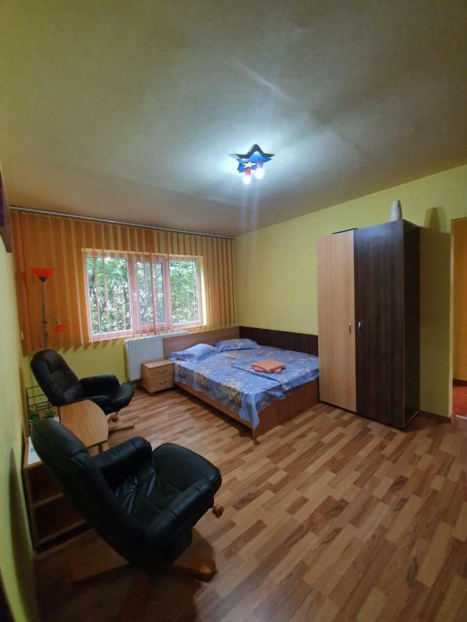 Apartament Maya Orszowa Zewnętrze zdjęcie