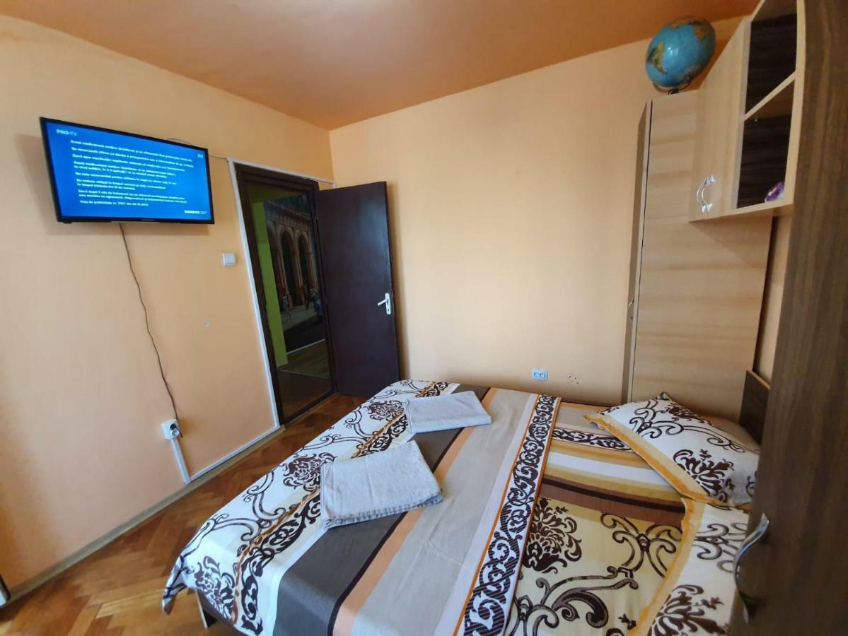 Apartament Maya Orszowa Zewnętrze zdjęcie